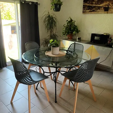 Maison Bord De فيلة *